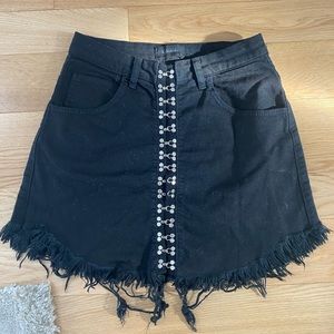 hook black skirt